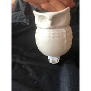 Scentsy owl whoot wax wall plug in warmer